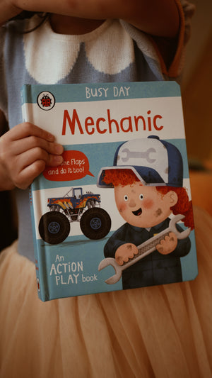 Open image in slideshow, Busy Day Books
