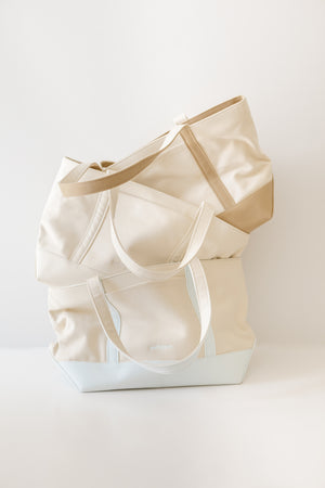 Open image in slideshow, Soft Carryall
