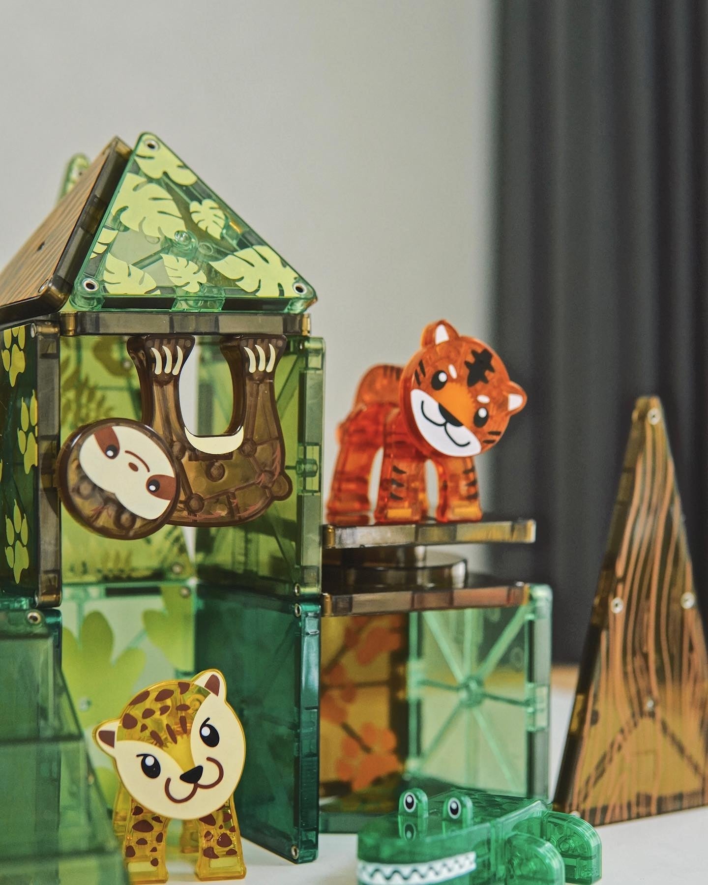 Magna-Tiles Jungle Animals 25-Piece Set – www.dawnanddaisy.com