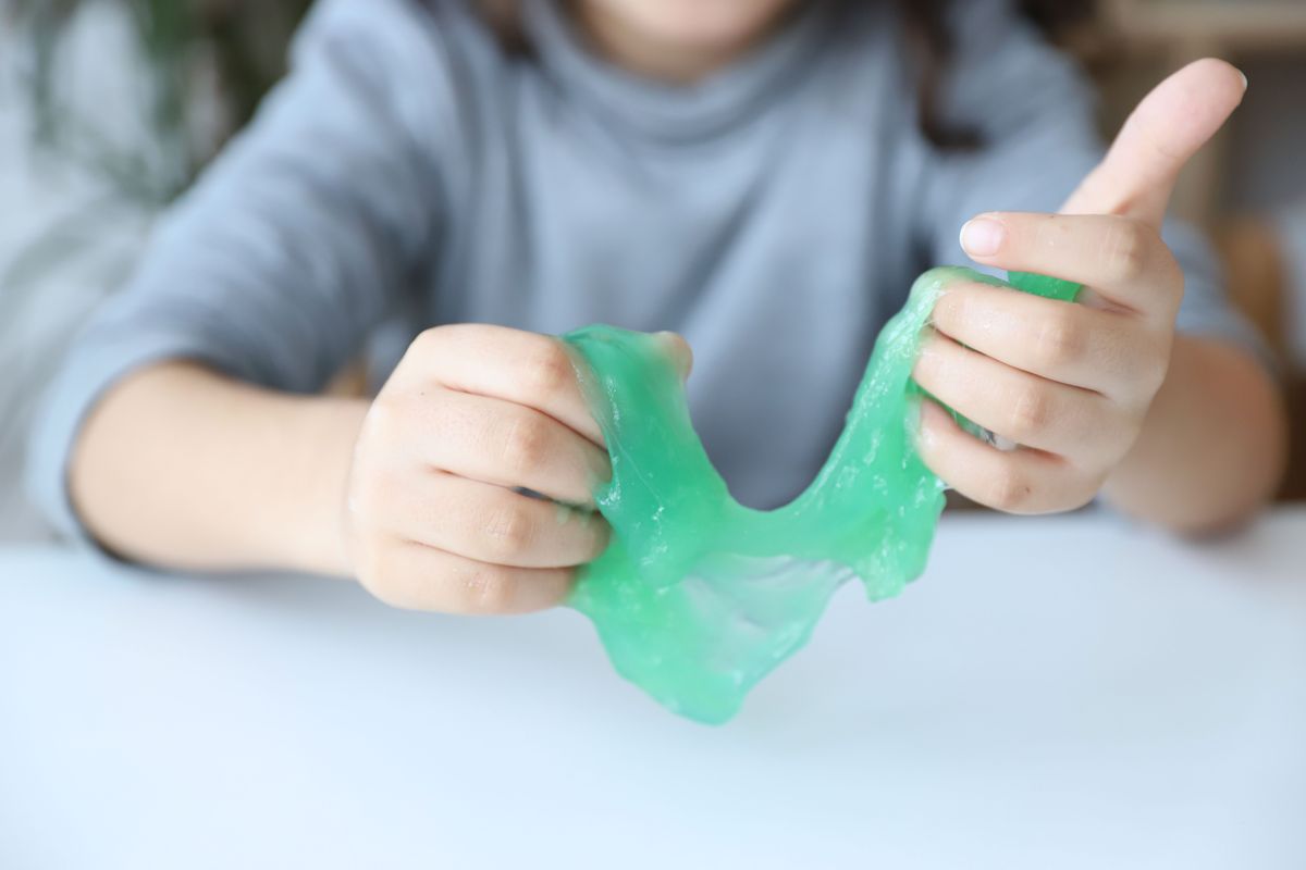 Dissolving Slime The Chemistry of Extraordinary Slimes β www.dawnanddaisy.com