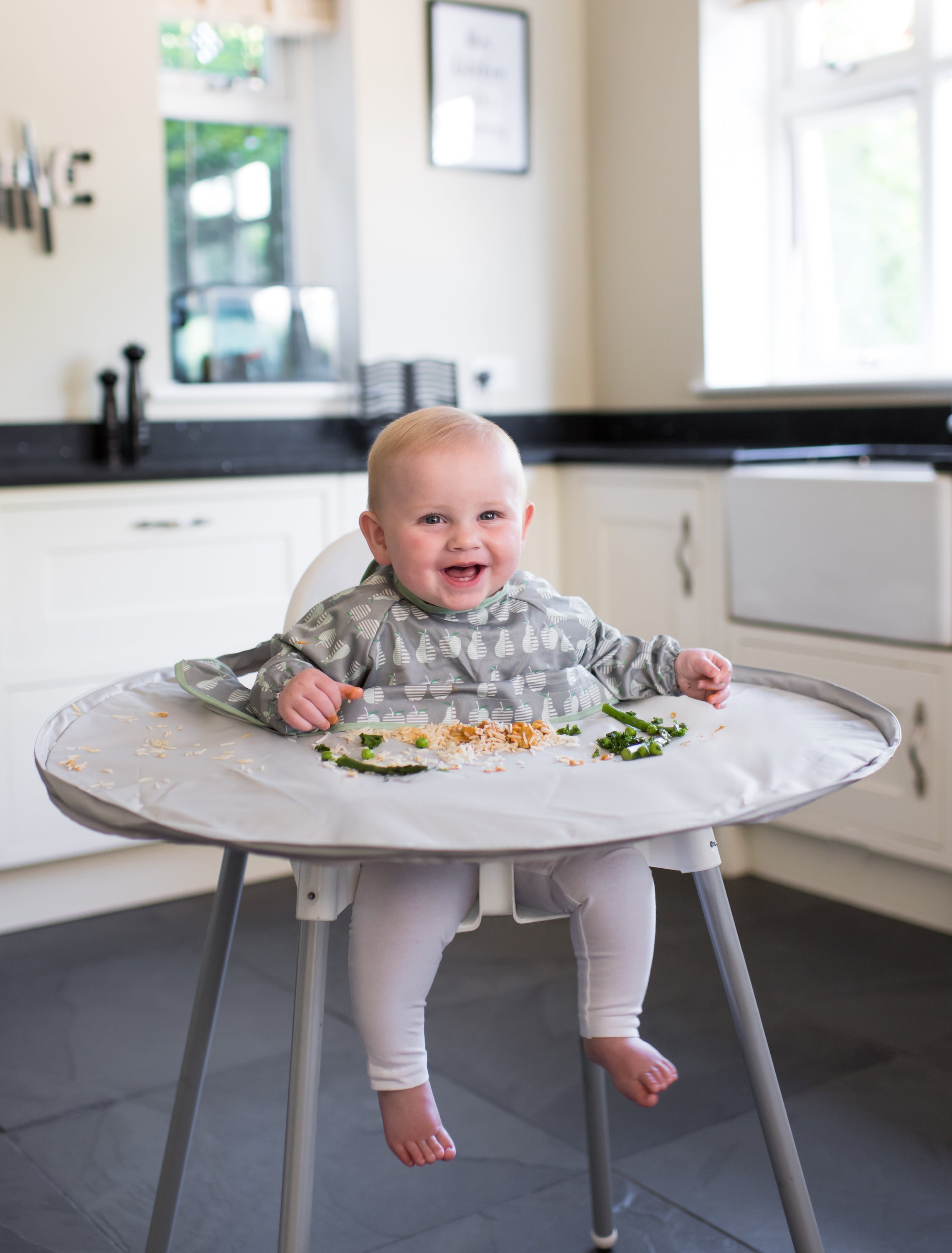 tidy tot stokke Tidy Tot Bib and Tray Kit – www.dawnanddaisy.com